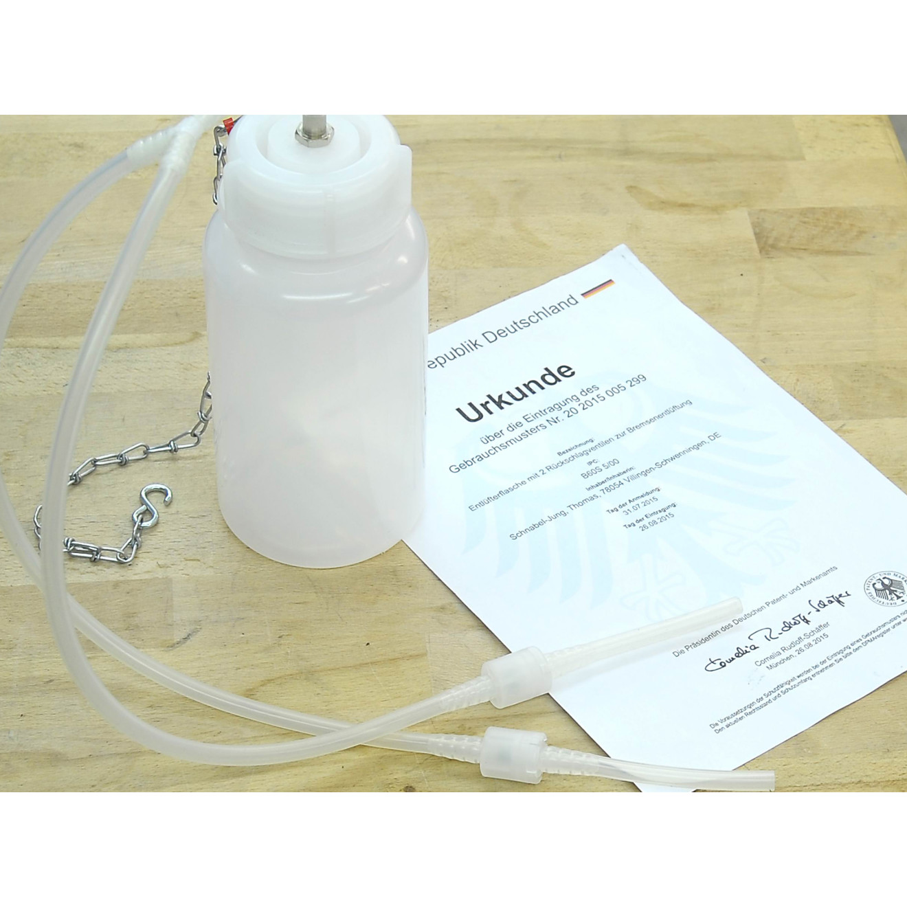 MANOTEC® Bremsenentlüfter mit 2 Rückschlagventilen, Entlüfterflasche