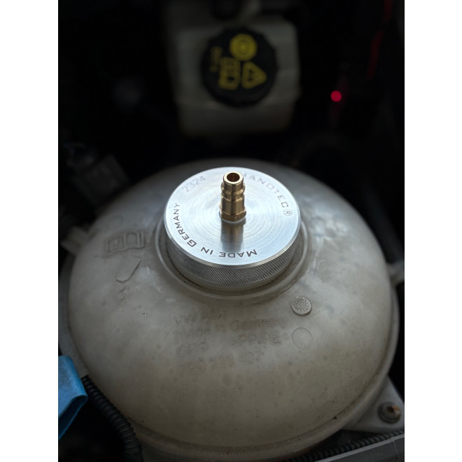 Adapter Nr. 2324 montiert auf VW T6