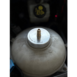 Adapter Nr. 2324 montiert auf VW T6